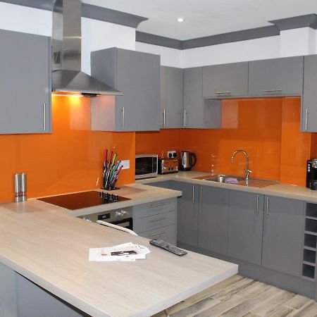 Townhouse Plus @ 282 Walthall Street Crewe Exteriér fotografie