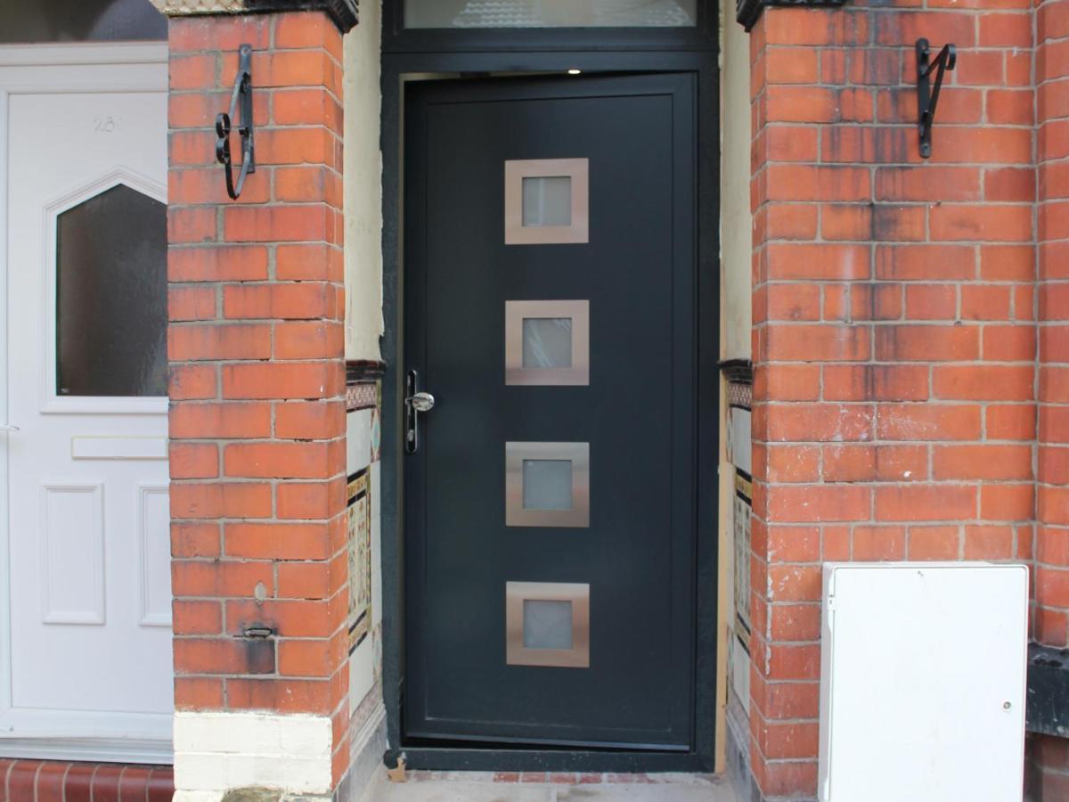 Townhouse Plus @ 282 Walthall Street Crewe Exteriér fotografie