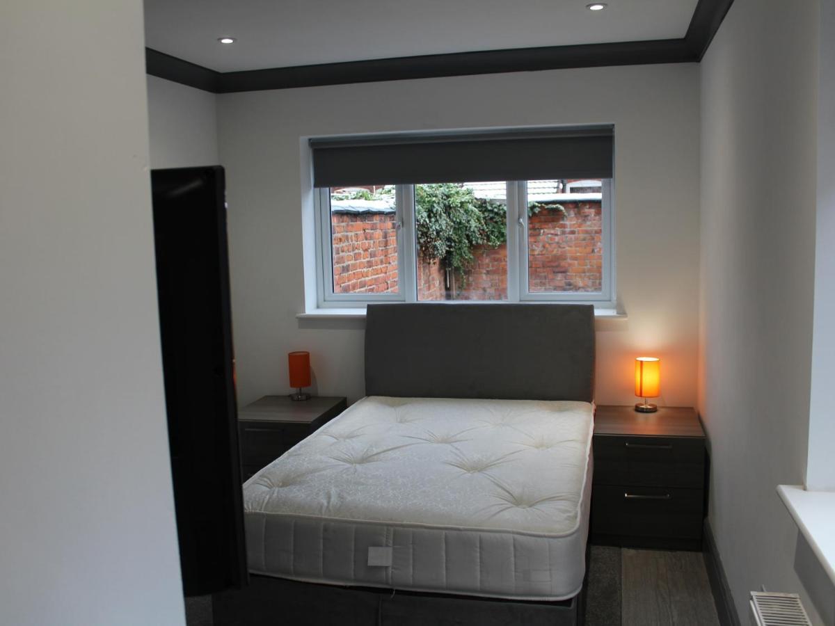 Townhouse Plus @ 282 Walthall Street Crewe Exteriér fotografie